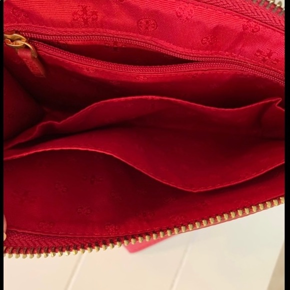 Tory Burch Britten Large Zip Leather pouch wristlet, Redstone color - Picture 6 of 10